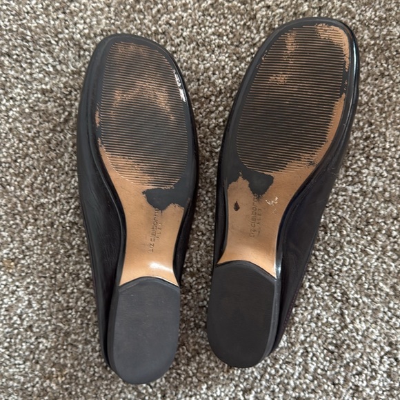 LIZ CLAIBORNE LEATHER SLIDES - Picture 2 of 5